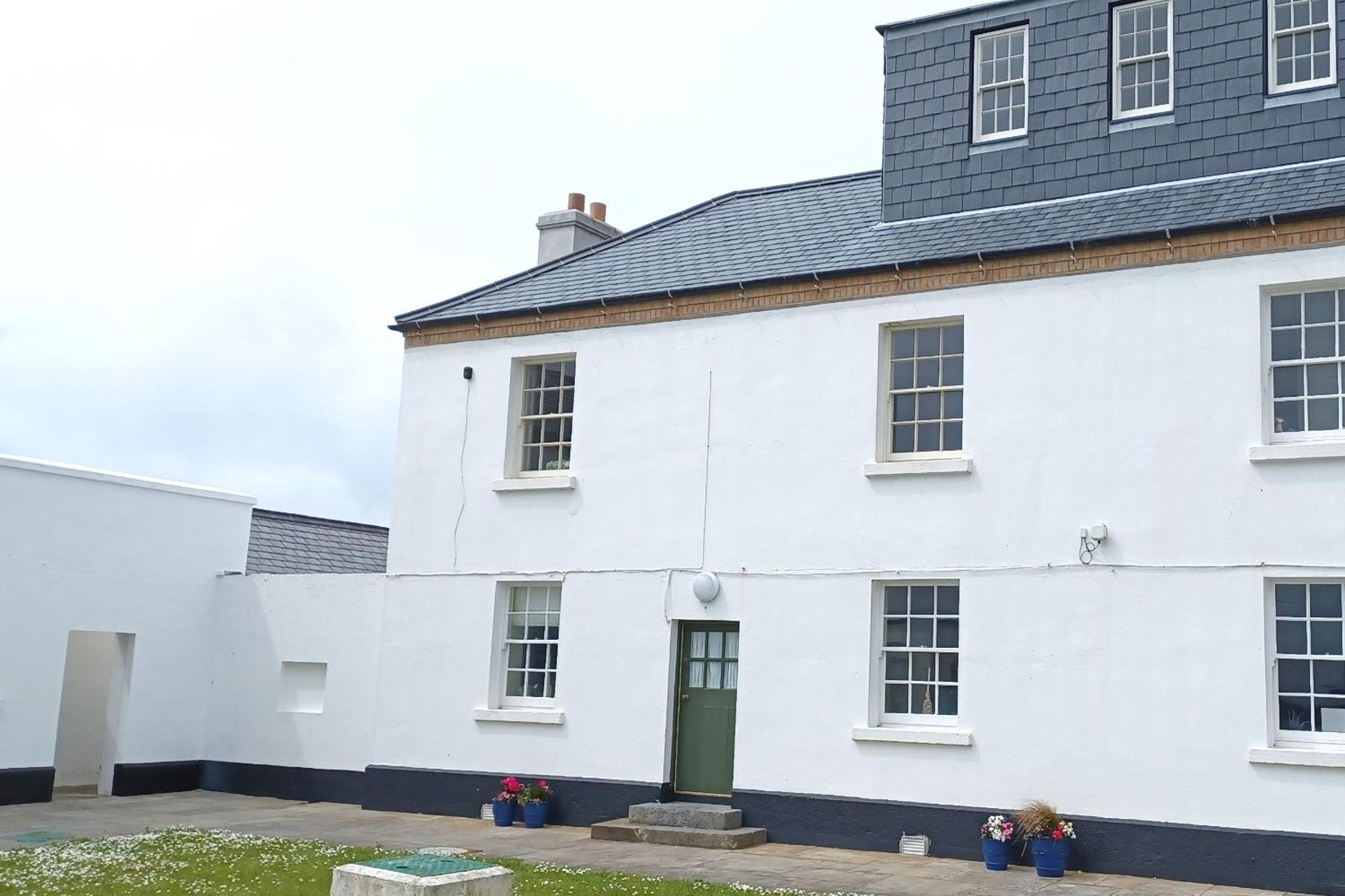Loop Head Lighthouse Attendant'S Cottage Kilbaha Eksteriør bilde