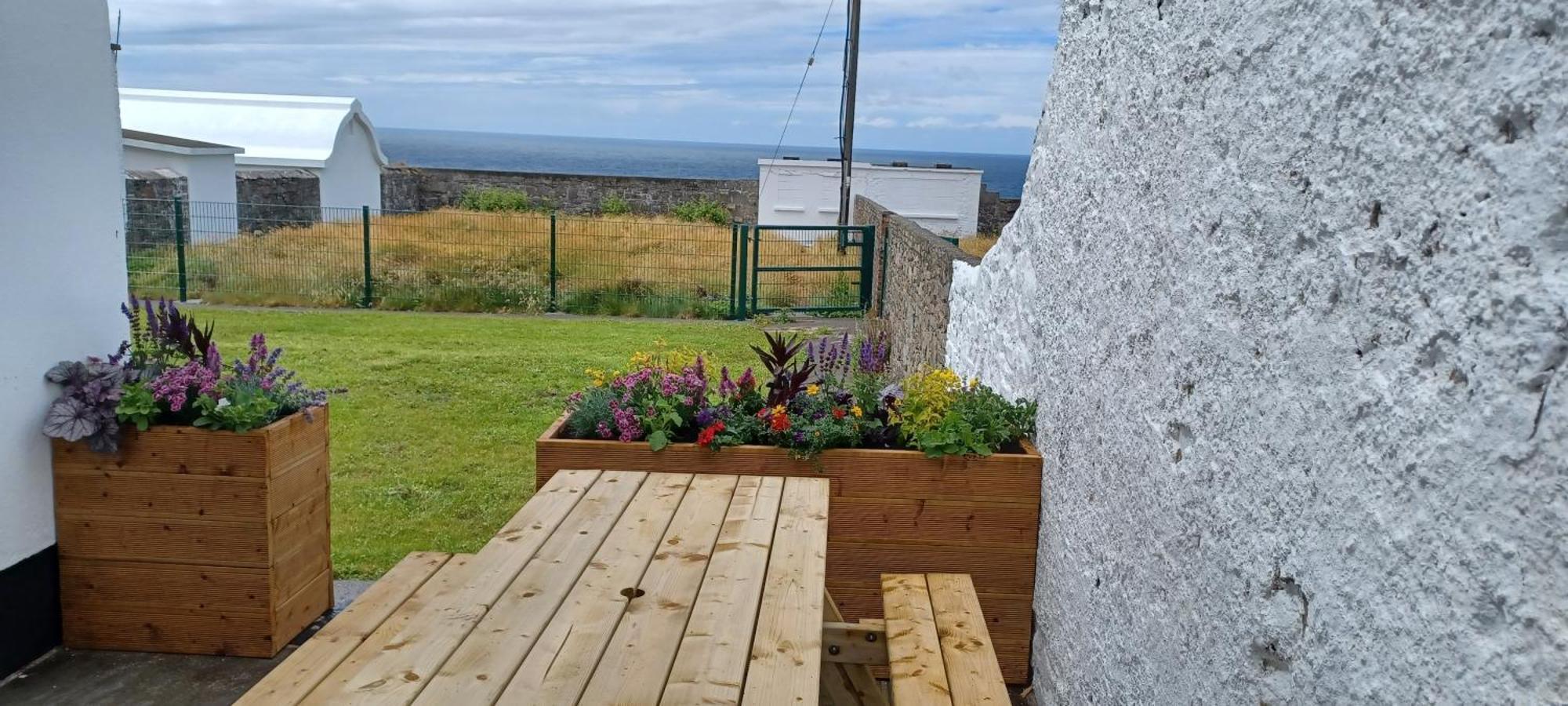 Loop Head Lighthouse Attendant'S Cottage Kilbaha Eksteriør bilde